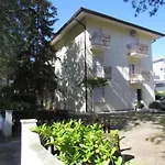 Spacious Near The Appartement *